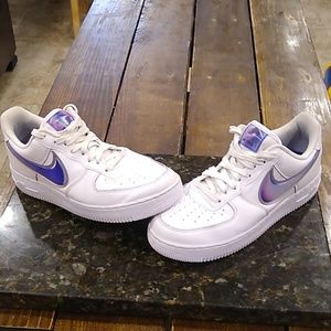 oversized swoosh af1